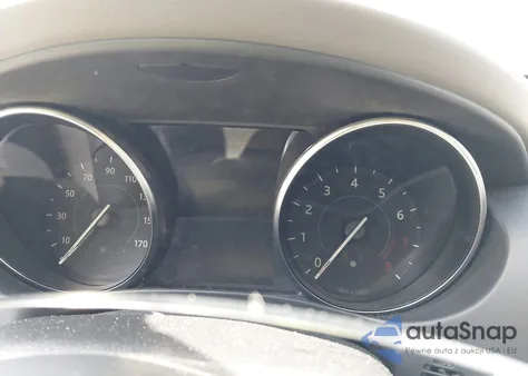 2018 Jaguar Xe 25T Premium z USA, uszkodzony, nr VIN SAJAJ4FX7JCP37906